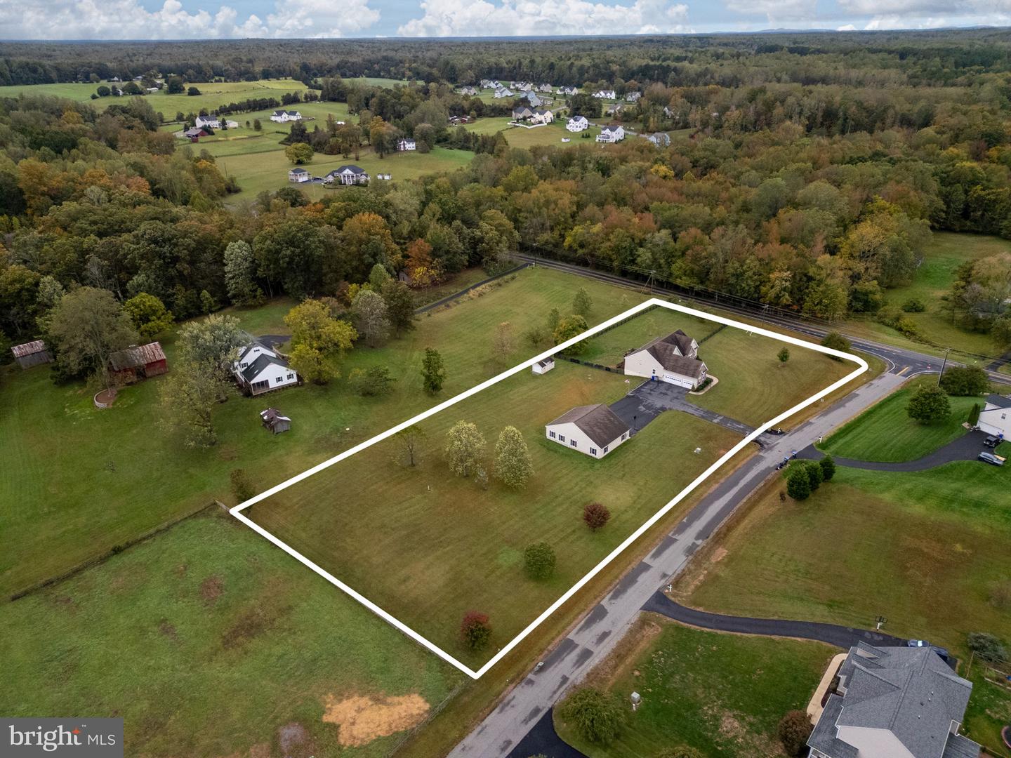 14 CRANSTON LN, STAFFORD, Virginia 22556, 6 Bedrooms Bedrooms, 10 Rooms Rooms,4 BathroomsBathrooms,Residential,For sale,14 CRANSTON LN,VAST2043554 MLS # VAST2043554