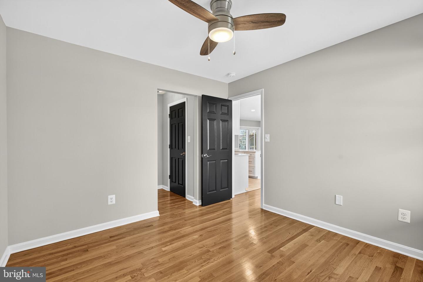 2140 SIXTH ST, MIDDLETOWN, Virginia 22645, 5 Bedrooms Bedrooms, ,4 BathroomsBathrooms,Residential,For sale,2140 SIXTH ST,VAFV2037492 MLS # VAFV2037492