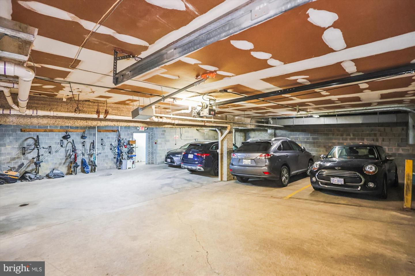 1803 T STREET NW #3 (B), WASHINGTON, District Of Columbia 20009, 2 Bedrooms Bedrooms, ,1 BathroomBathrooms,Residential,For sale,1803 T STREET NW #3 (B),DCDC2227882 MLS # DCDC2227882