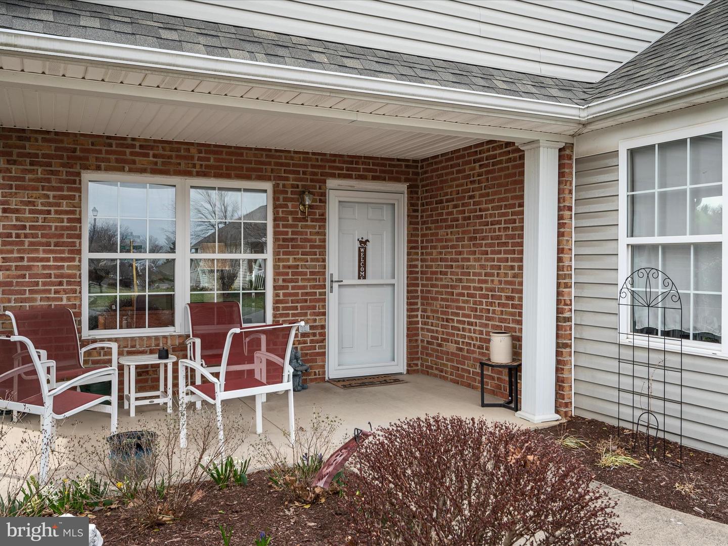 222 CRESTWOOD LN, WINCHESTER, Virginia 22602, 2 Bedrooms Bedrooms, ,2 BathroomsBathrooms,Residential,For sale,222 CRESTWOOD LN,VAFV2037554 MLS # VAFV2037554