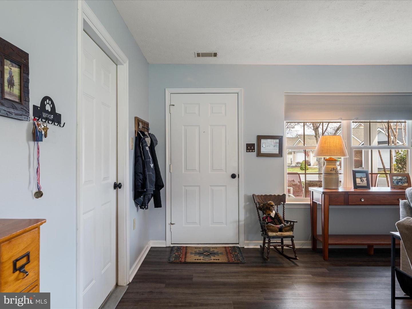 222 CRESTWOOD LN, WINCHESTER, Virginia 22602, 2 Bedrooms Bedrooms, ,2 BathroomsBathrooms,Residential,For sale,222 CRESTWOOD LN,VAFV2037554 MLS # VAFV2037554