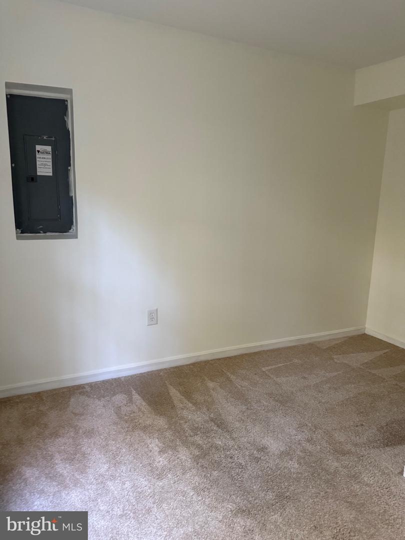 8701 ROMONA CT, FREDERICKSBURG, Virginia 22407, 6 Bedrooms Bedrooms, 9 Rooms Rooms,3 BathroomsBathrooms,Residential,For sale,8701 ROMONA CT,VASP2037100 MLS # VASP2037100