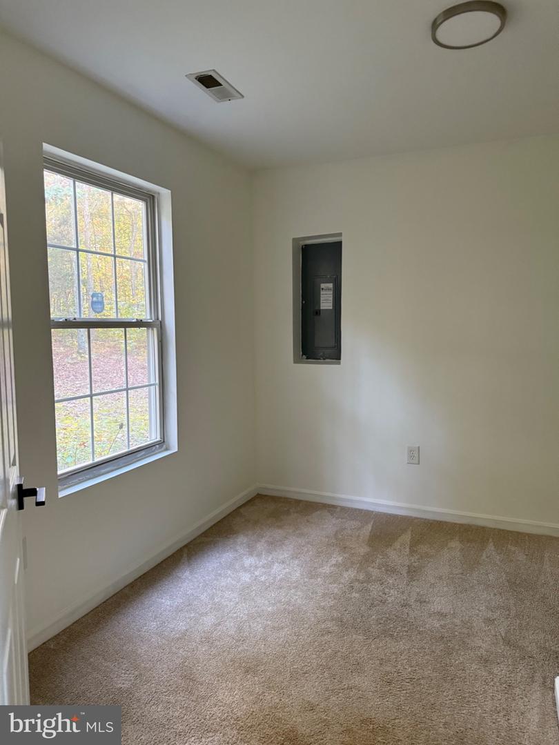 8701 ROMONA CT, FREDERICKSBURG, Virginia 22407, 6 Bedrooms Bedrooms, 9 Rooms Rooms,3 BathroomsBathrooms,Residential,For sale,8701 ROMONA CT,VASP2037100 MLS # VASP2037100