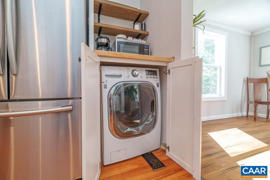 1112 MONTROSE AVE, CHARLOTTESVILLE, Virginia 22902, 2 Bedrooms Bedrooms, ,1 BathroomBathrooms,Residential,For sale,1112 MONTROSE AVE,670268 MLS # 670268