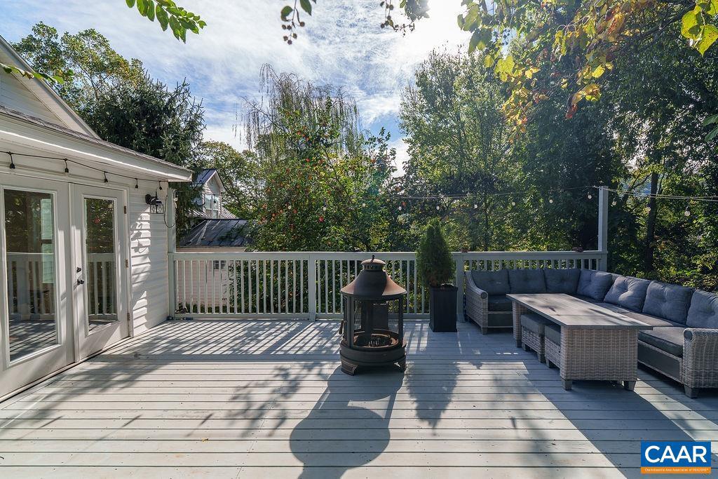 1112 MONTROSE AVE, CHARLOTTESVILLE, Virginia 22902, 2 Bedrooms Bedrooms, ,1 BathroomBathrooms,Residential,For sale,1112 MONTROSE AVE,670268 MLS # 670268