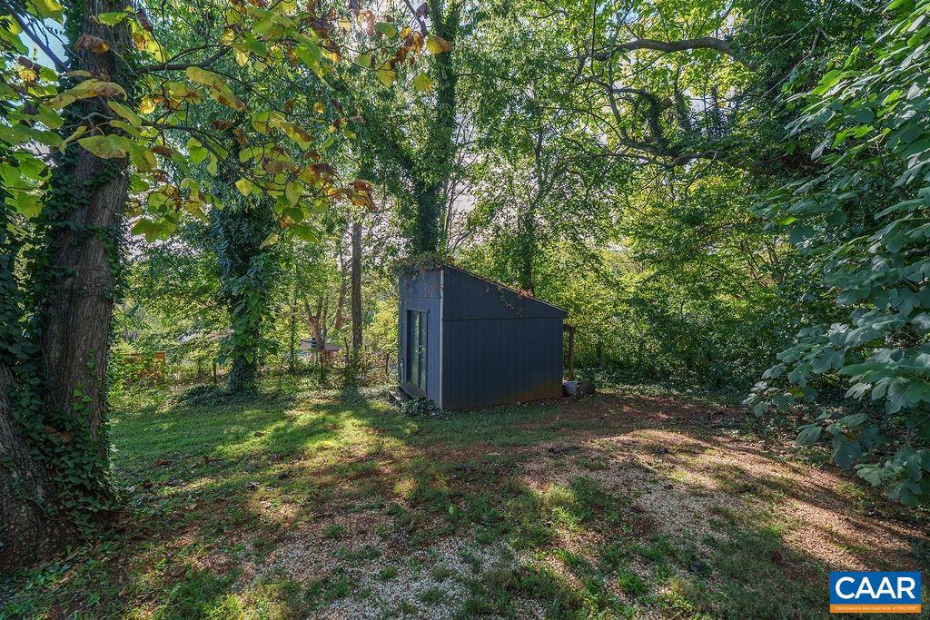 1112 MONTROSE AVE, CHARLOTTESVILLE, Virginia 22902, 2 Bedrooms Bedrooms, ,1 BathroomBathrooms,Residential,For sale,1112 MONTROSE AVE,670268 MLS # 670268