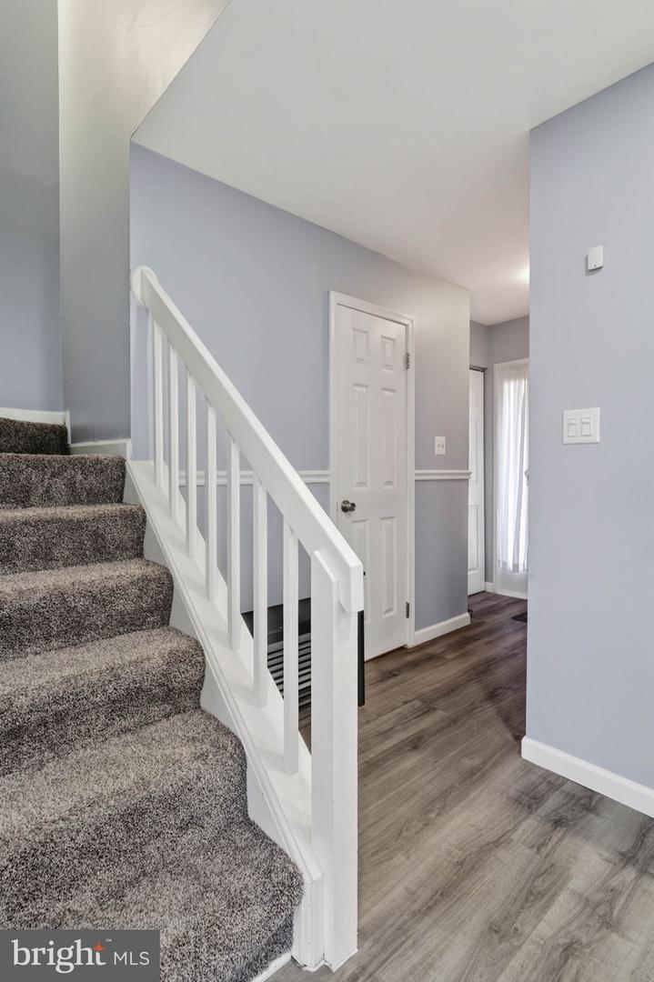 15237 FLINTLOCK TER, WOODBRIDGE, Virginia 22191, 4 Bedrooms Bedrooms, ,3 BathroomsBathrooms,Residential,For sale,15237 FLINTLOCK TER,VAPW2106478 MLS # VAPW2106478