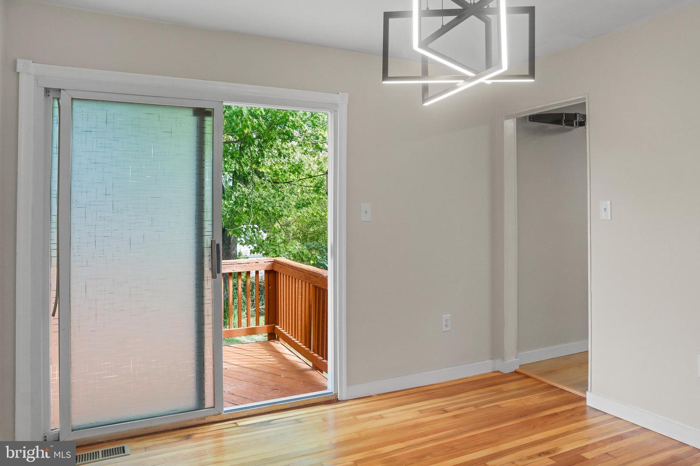 1520 MARYLAND AVE, WOODBRIDGE, Virginia 22191, 4 Bedrooms Bedrooms, ,2 BathroomsBathrooms,Residential,For sale,1520 MARYLAND AVE,VAPW2106486 MLS # VAPW2106486