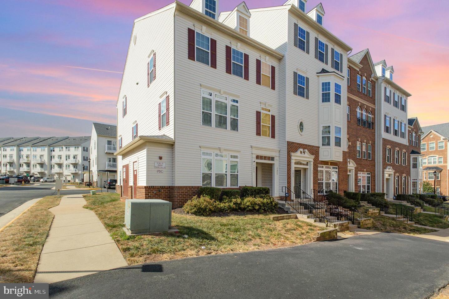 7455 BRUNSON CIR, GAINESVILLE, Virginia 20155, 2 Bedrooms Bedrooms, ,2 BathroomsBathrooms,Residential,For sale,7455 BRUNSON CIR,VAPW2106488 MLS # VAPW2106488
