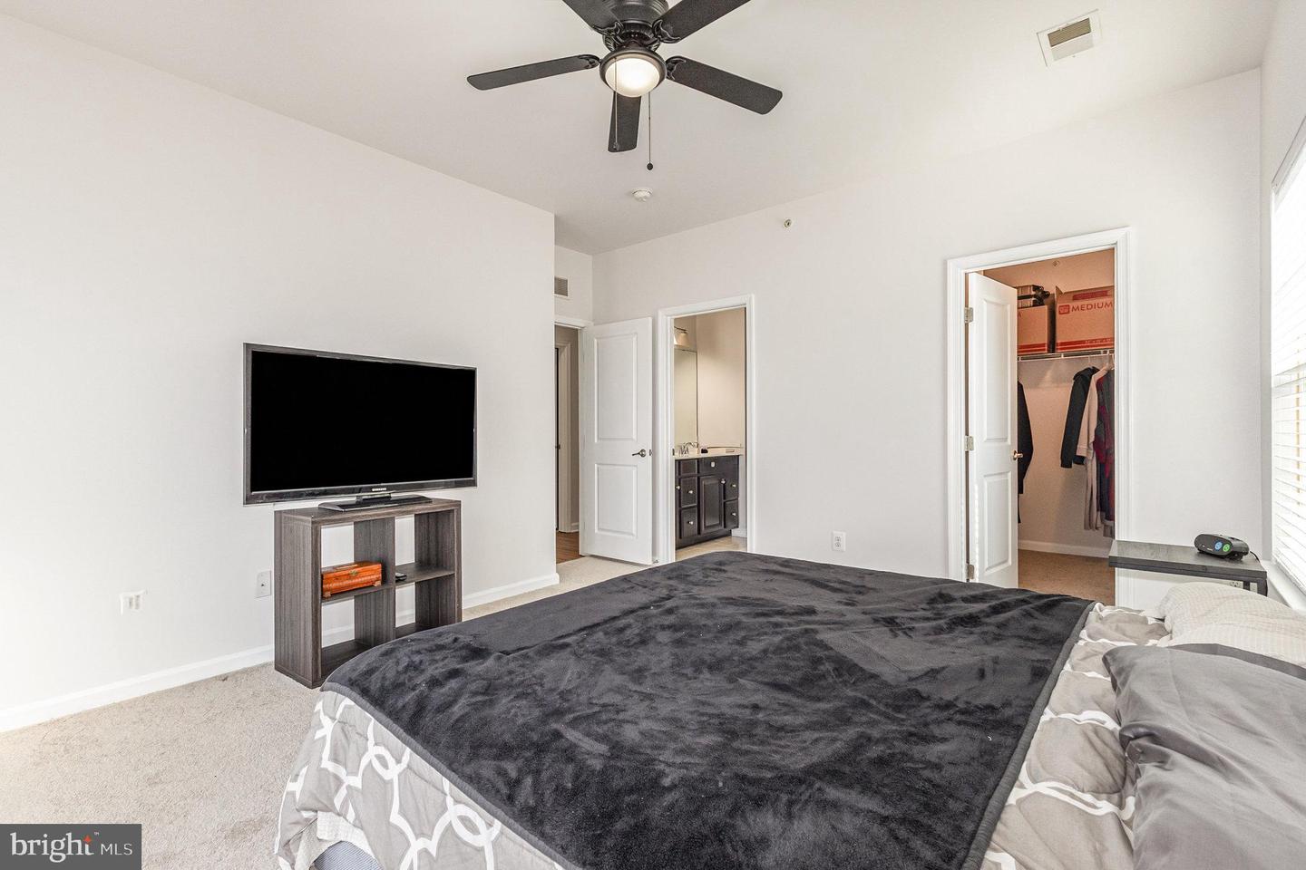 7455 BRUNSON CIR, GAINESVILLE, Virginia 20155, 2 Bedrooms Bedrooms, ,2 BathroomsBathrooms,Residential,For sale,7455 BRUNSON CIR,VAPW2106488 MLS # VAPW2106488