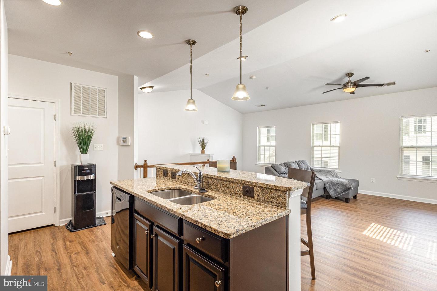 7455 BRUNSON CIR, GAINESVILLE, Virginia 20155, 2 Bedrooms Bedrooms, ,2 BathroomsBathrooms,Residential,For sale,7455 BRUNSON CIR,VAPW2106488 MLS # VAPW2106488