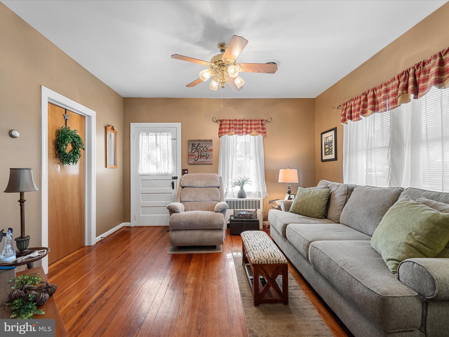 236 WALNUT ST, BERRYVILLE, Virginia 22611, 3 Bedrooms Bedrooms, ,1 BathroomBathrooms,Residential,For sale,236 WALNUT ST,VACL2006170 MLS # VACL2006170