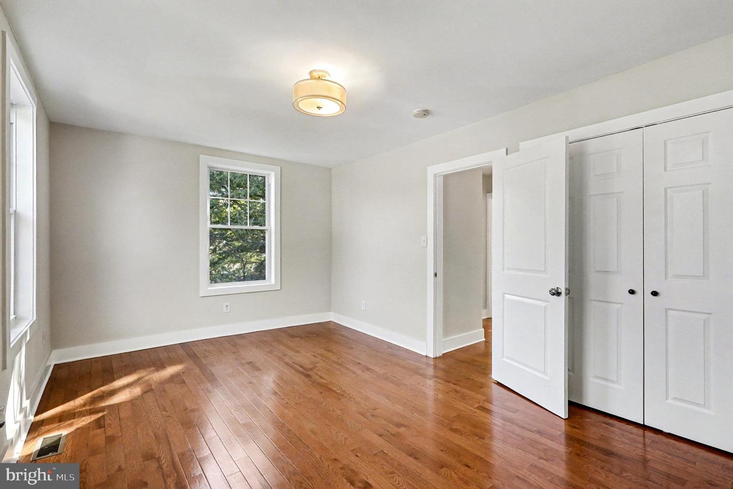 1719 FRANKFORD ST SE, WASHINGTON, District Of Columbia 20020, 4 Bedrooms Bedrooms, ,2 BathroomsBathrooms,Residential,For sale,1719 FRANKFORD ST SE,DCDC2228274 MLS # DCDC2228274