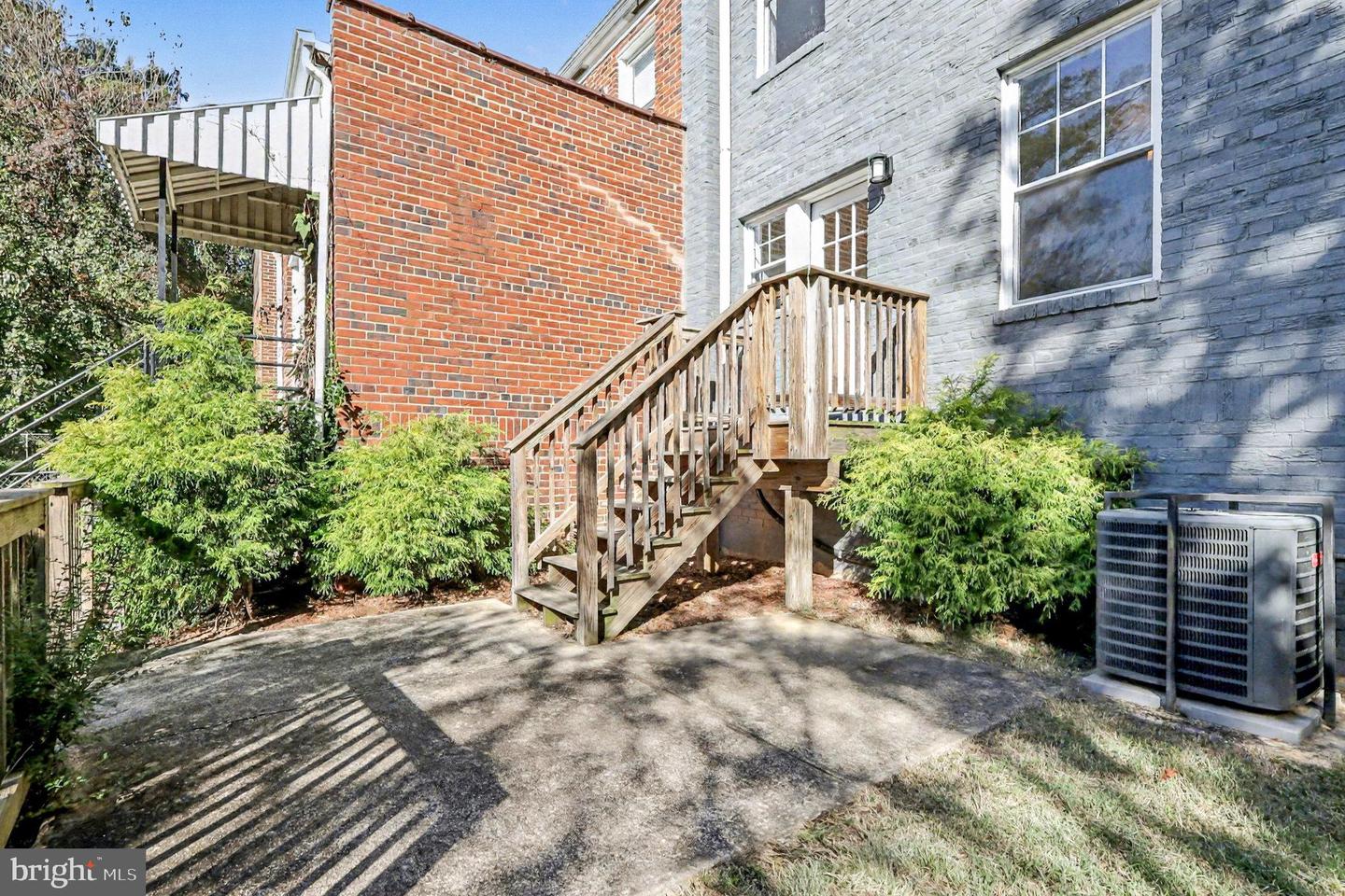 1719 FRANKFORD ST SE, WASHINGTON, District Of Columbia 20020, 4 Bedrooms Bedrooms, ,2 BathroomsBathrooms,Residential,For sale,1719 FRANKFORD ST SE,DCDC2228274 MLS # DCDC2228274