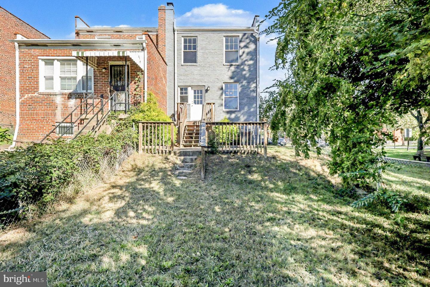 1719 FRANKFORD ST SE, WASHINGTON, District Of Columbia 20020, 4 Bedrooms Bedrooms, ,2 BathroomsBathrooms,Residential,For sale,1719 FRANKFORD ST SE,DCDC2228274 MLS # DCDC2228274