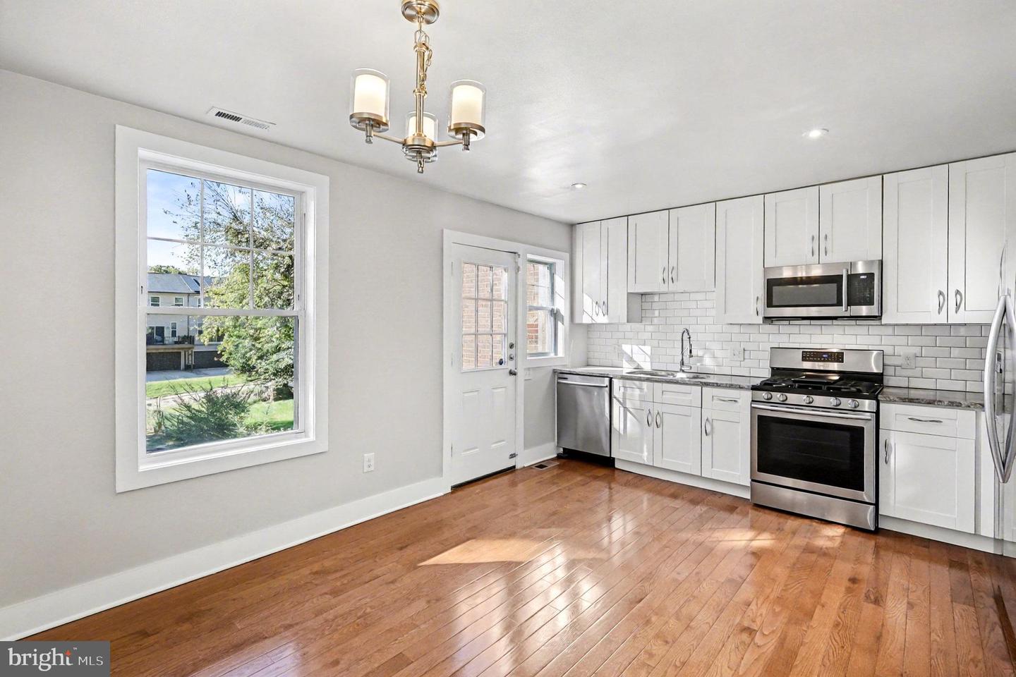 1719 FRANKFORD ST SE, WASHINGTON, District Of Columbia 20020, 4 Bedrooms Bedrooms, ,2 BathroomsBathrooms,Residential,For sale,1719 FRANKFORD ST SE,DCDC2228274 MLS # DCDC2228274