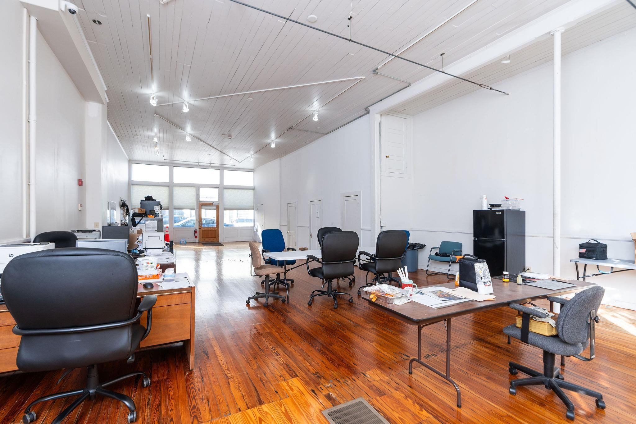 111 S AUGUSTA ST, STAUNTON, Virginia 24401, ,Commercial,111 S AUGUSTA ST,670263 MLS # 670263 111 S AUGUSTA ST, STAUNTON, Virginia 24401, ,Commercial,111 S AUGUSTA ST,670263 MLS # 670263