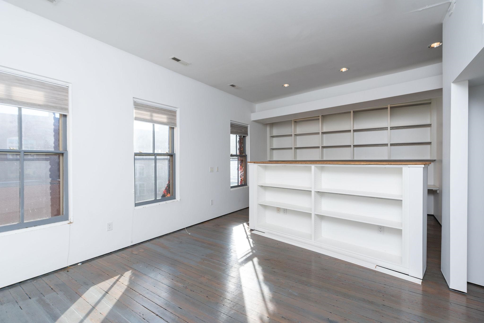 111 S AUGUSTA ST, STAUNTON, Virginia 24401, ,Commercial,111 S AUGUSTA ST,670263 MLS # 670263 111 S AUGUSTA ST, STAUNTON, Virginia 24401, ,Commercial,111 S AUGUSTA ST,670263 MLS # 670263