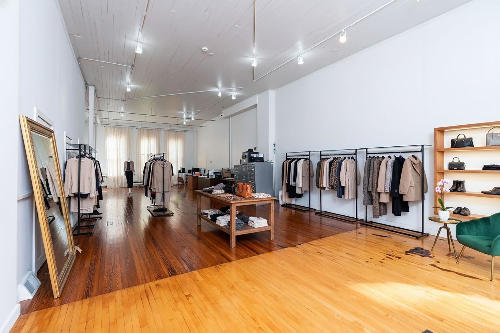 111 S AUGUSTA ST, STAUNTON, Virginia 24401, ,Commercial,111 S AUGUSTA ST,670263 MLS # 670263 111 S AUGUSTA ST, STAUNTON, Virginia 24401, ,Commercial,111 S AUGUSTA ST,670263 MLS # 670263