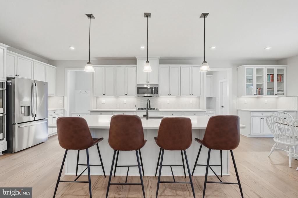 11202 PRESWICK LN, SPOTSYLVANIA, Virginia 22551, 7 Bedrooms Bedrooms, ,5 BathroomsBathrooms,Residential,11202 PRESWICK LN,VASP2036546 MLS # VASP2036546