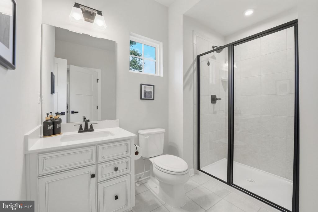 11202 PRESWICK LN, SPOTSYLVANIA, Virginia 22551, 7 Bedrooms Bedrooms, ,5 BathroomsBathrooms,Residential,11202 PRESWICK LN,VASP2036546 MLS # VASP2036546