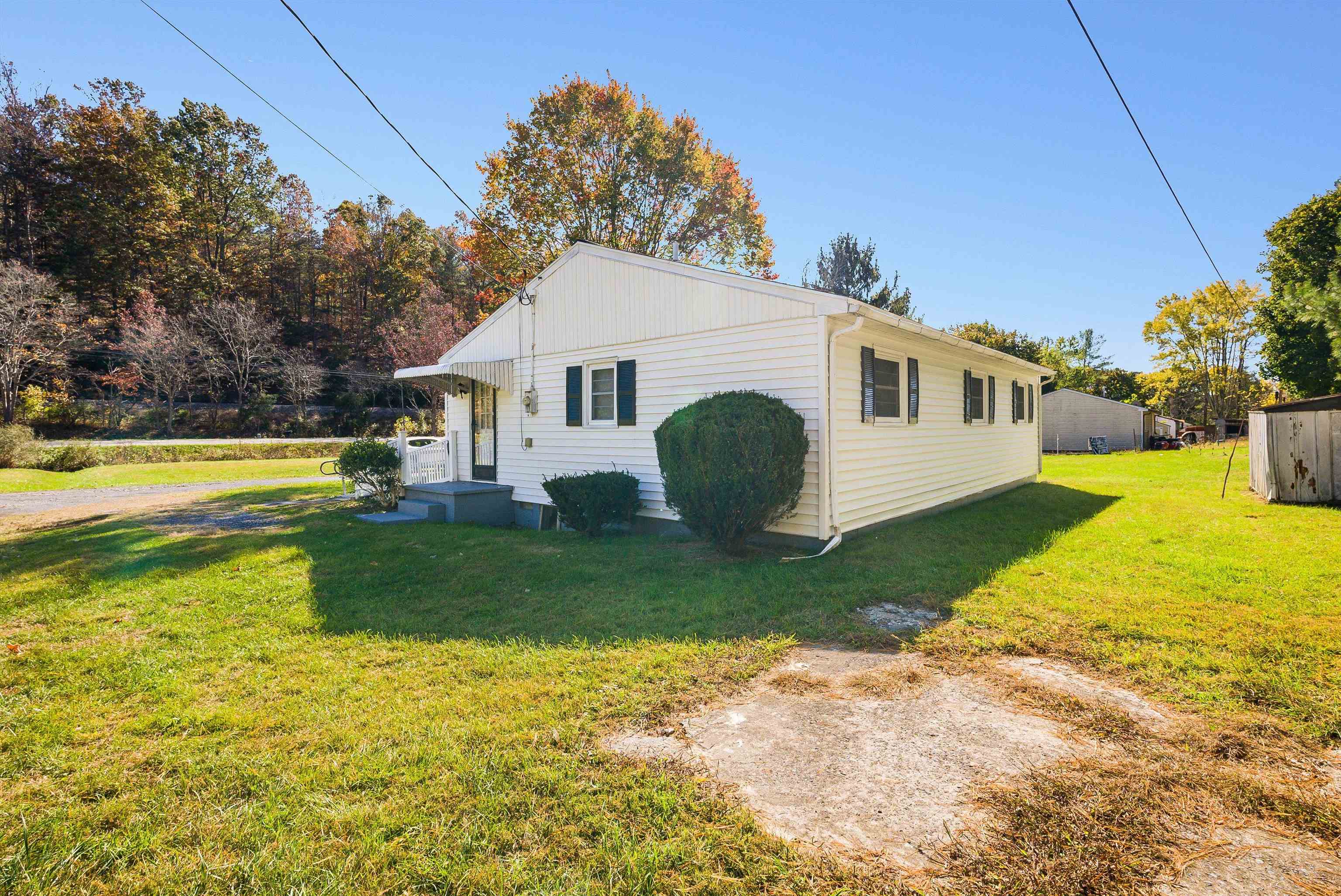 13 JEFF GORDON'S LN, GOSHEN, Virginia 24439, 3 Bedrooms Bedrooms, ,1 BathroomBathrooms,Residential,13 JEFF GORDON'S LN,670291 MLS # 670291