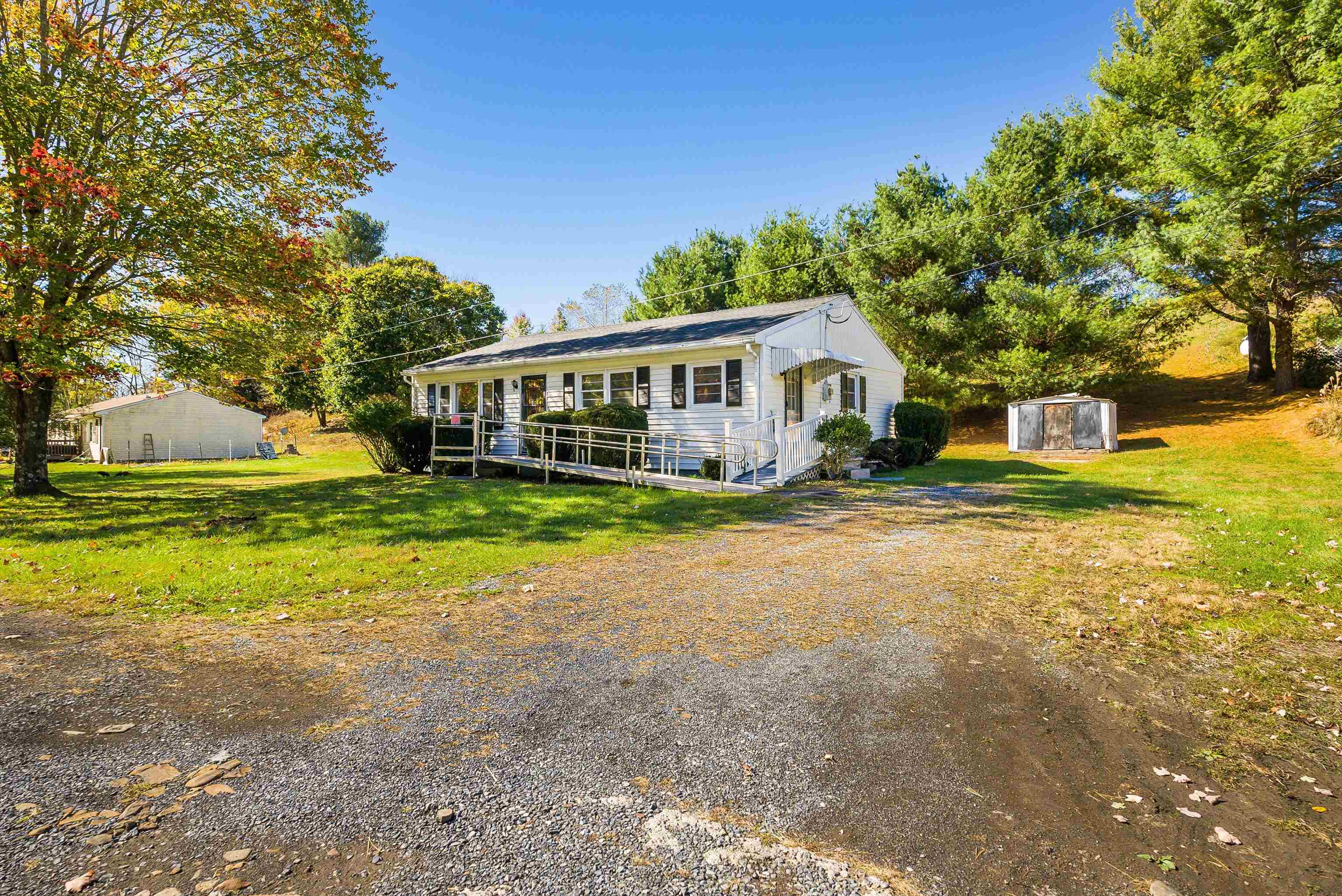 13 JEFF GORDON'S LN, GOSHEN, Virginia 24439, 3 Bedrooms Bedrooms, ,1 BathroomBathrooms,Residential,13 JEFF GORDON'S LN,670291 MLS # 670291