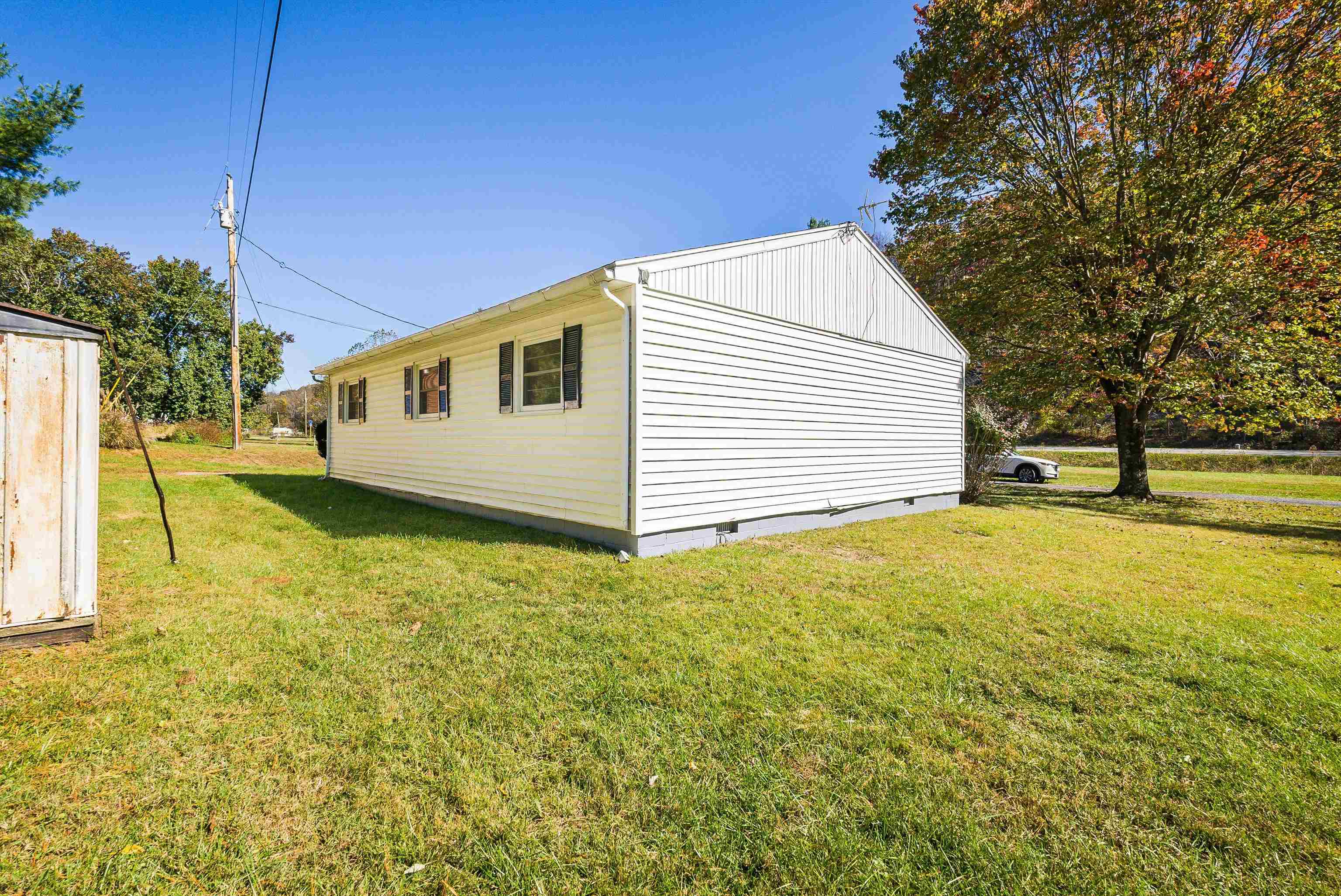 13 JEFF GORDON'S LN, GOSHEN, Virginia 24439, 3 Bedrooms Bedrooms, ,1 BathroomBathrooms,Residential,13 JEFF GORDON'S LN,670291 MLS # 670291