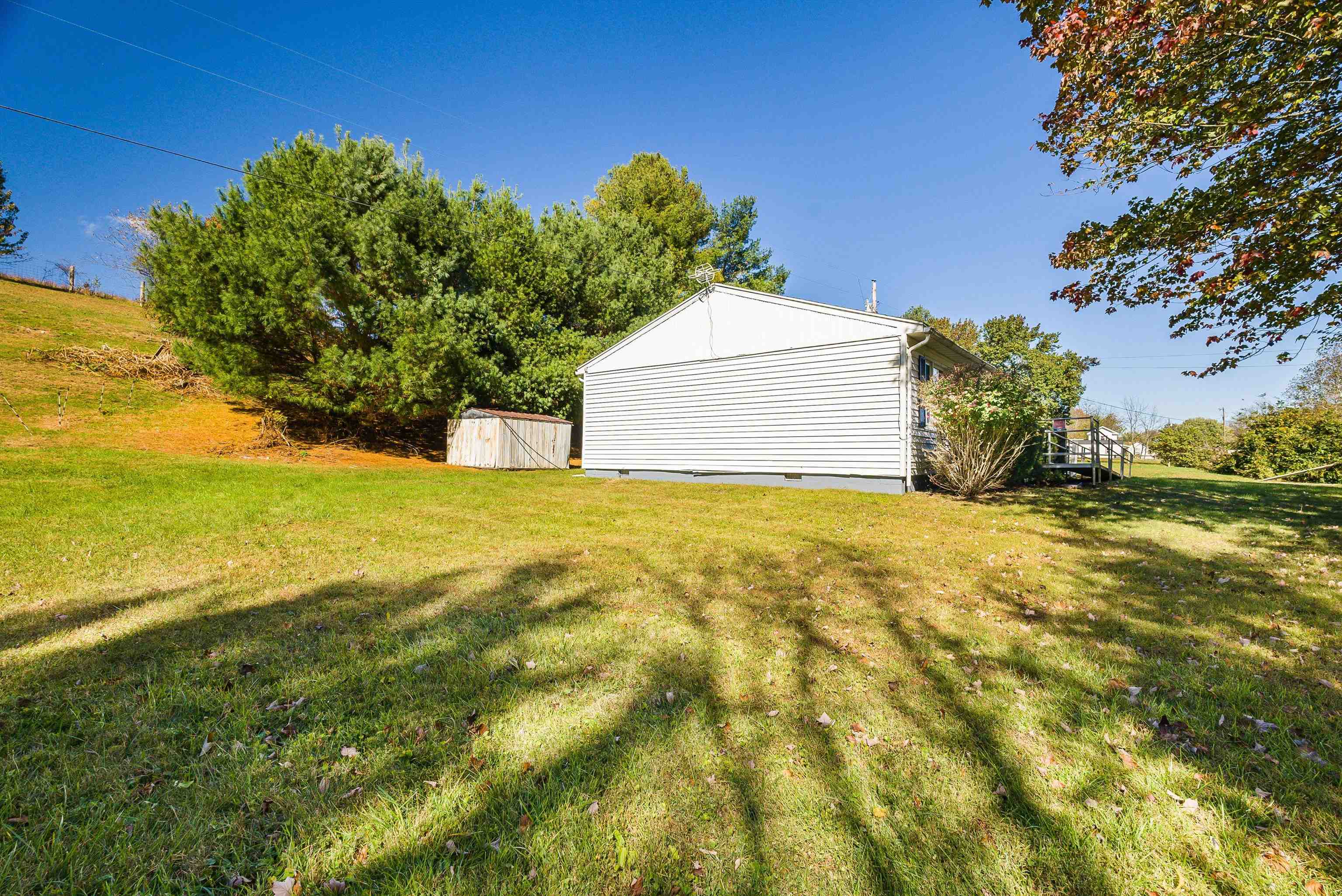 13 JEFF GORDON'S LN, GOSHEN, Virginia 24439, 3 Bedrooms Bedrooms, ,1 BathroomBathrooms,Residential,13 JEFF GORDON'S LN,670291 MLS # 670291