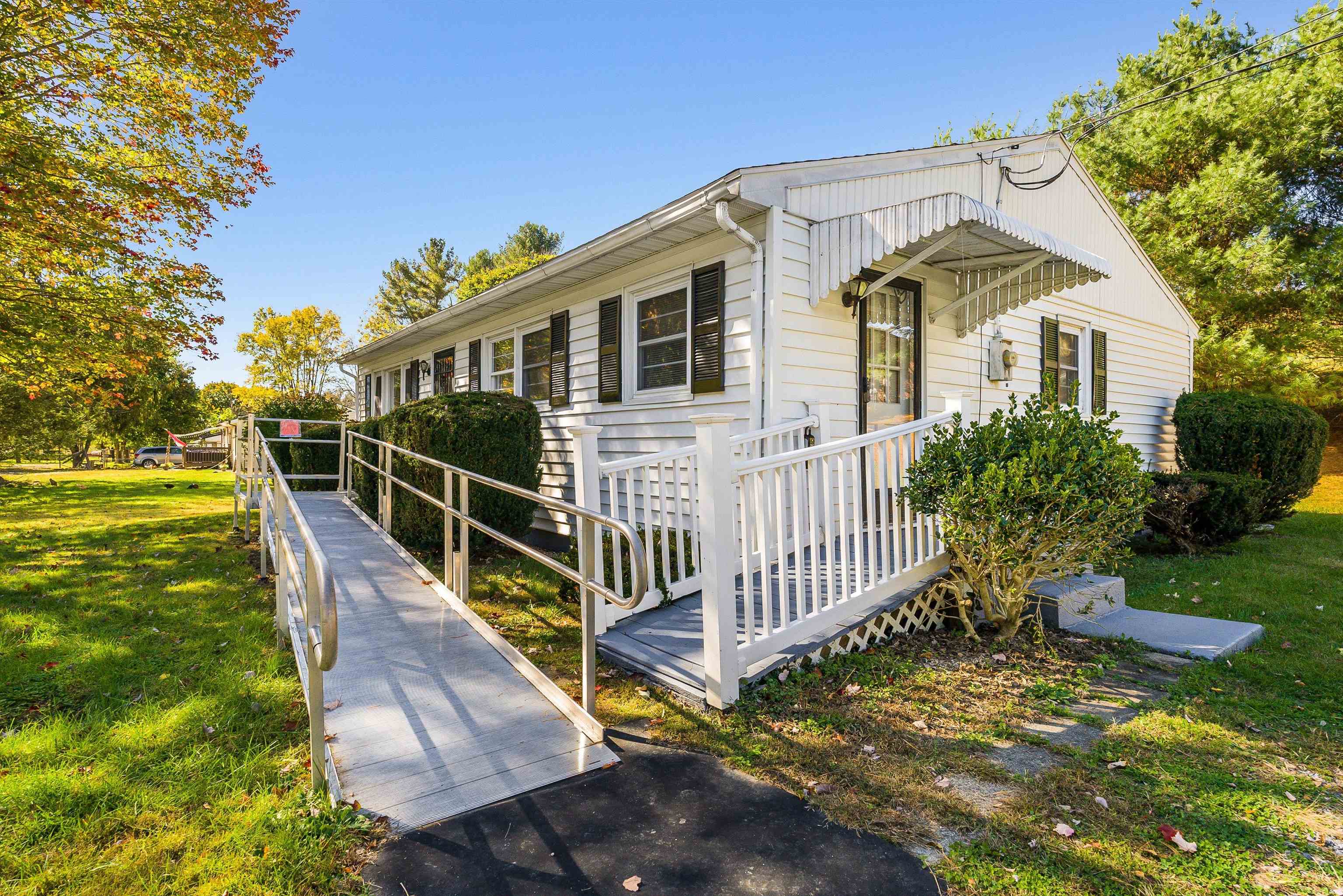 13 JEFF GORDON'S LN, GOSHEN, Virginia 24439, 3 Bedrooms Bedrooms, ,1 BathroomBathrooms,Residential,13 JEFF GORDON'S LN,670291 MLS # 670291