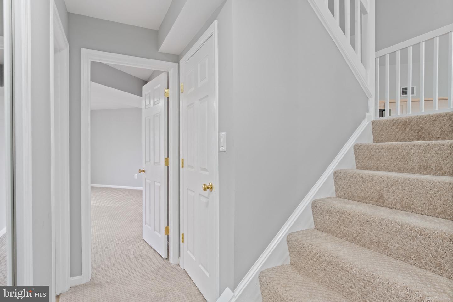 6864-F BRINDLE HEATH WAY #208, ALEXANDRIA, Virginia 22315, 2 Bedrooms Bedrooms, ,2 BathroomsBathrooms,Residential,For sale,6864-F BRINDLE HEATH WAY #208,VAFX2263240 MLS # VAFX2263240