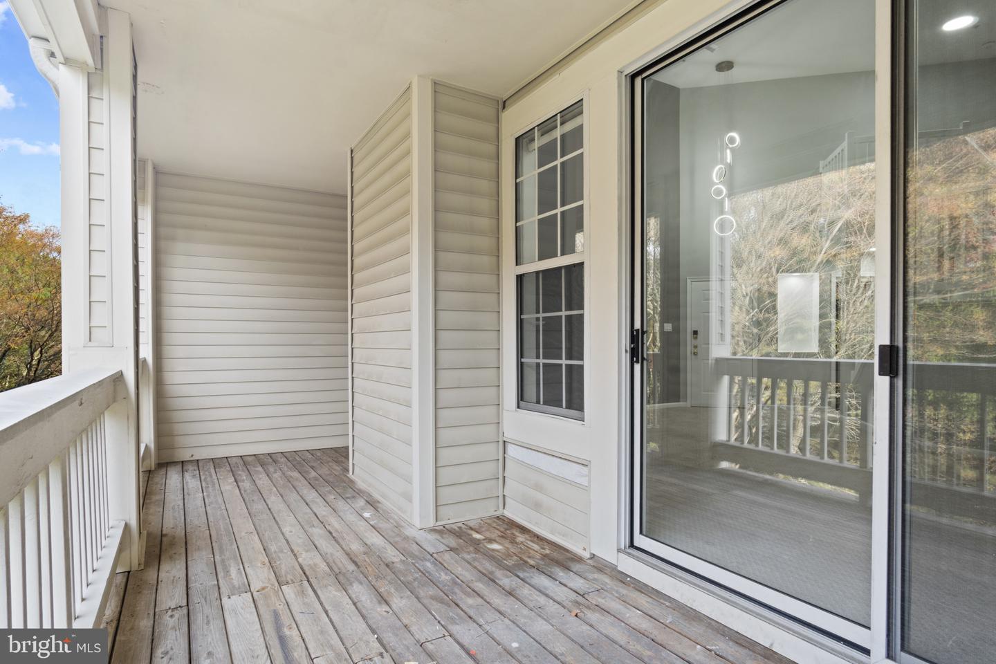 6864-F BRINDLE HEATH WAY #208, ALEXANDRIA, Virginia 22315, 2 Bedrooms Bedrooms, ,2 BathroomsBathrooms,Residential,For sale,6864-F BRINDLE HEATH WAY #208,VAFX2263240 MLS # VAFX2263240