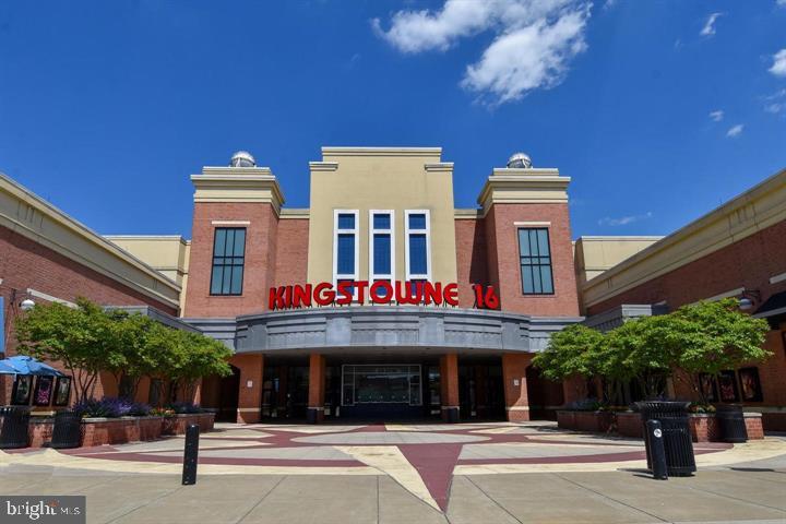 6864-F BRINDLE HEATH WAY #208, ALEXANDRIA, Virginia 22315, 2 Bedrooms Bedrooms, ,2 BathroomsBathrooms,Residential,For sale,6864-F BRINDLE HEATH WAY #208,VAFX2263240 MLS # VAFX2263240