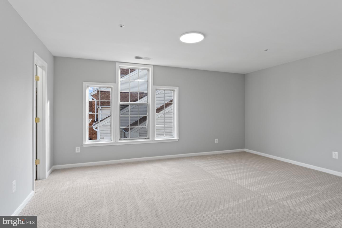 6864-F BRINDLE HEATH WAY #208, ALEXANDRIA, Virginia 22315, 2 Bedrooms Bedrooms, ,2 BathroomsBathrooms,Residential,For sale,6864-F BRINDLE HEATH WAY #208,VAFX2263240 MLS # VAFX2263240