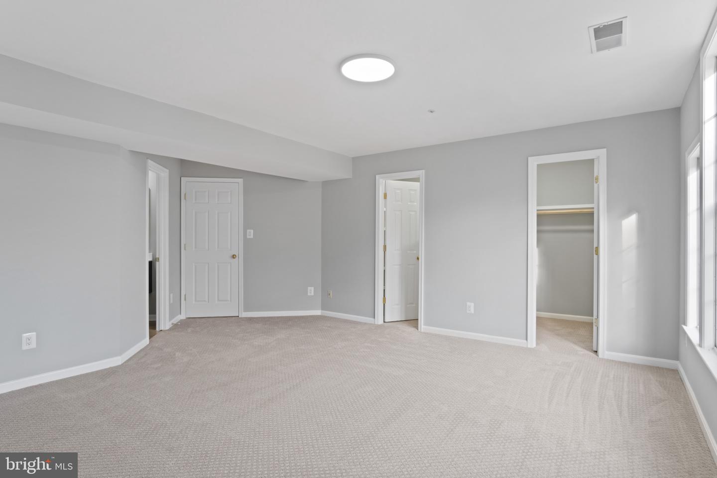 6864-F BRINDLE HEATH WAY #208, ALEXANDRIA, Virginia 22315, 2 Bedrooms Bedrooms, ,2 BathroomsBathrooms,Residential,For sale,6864-F BRINDLE HEATH WAY #208,VAFX2263240 MLS # VAFX2263240