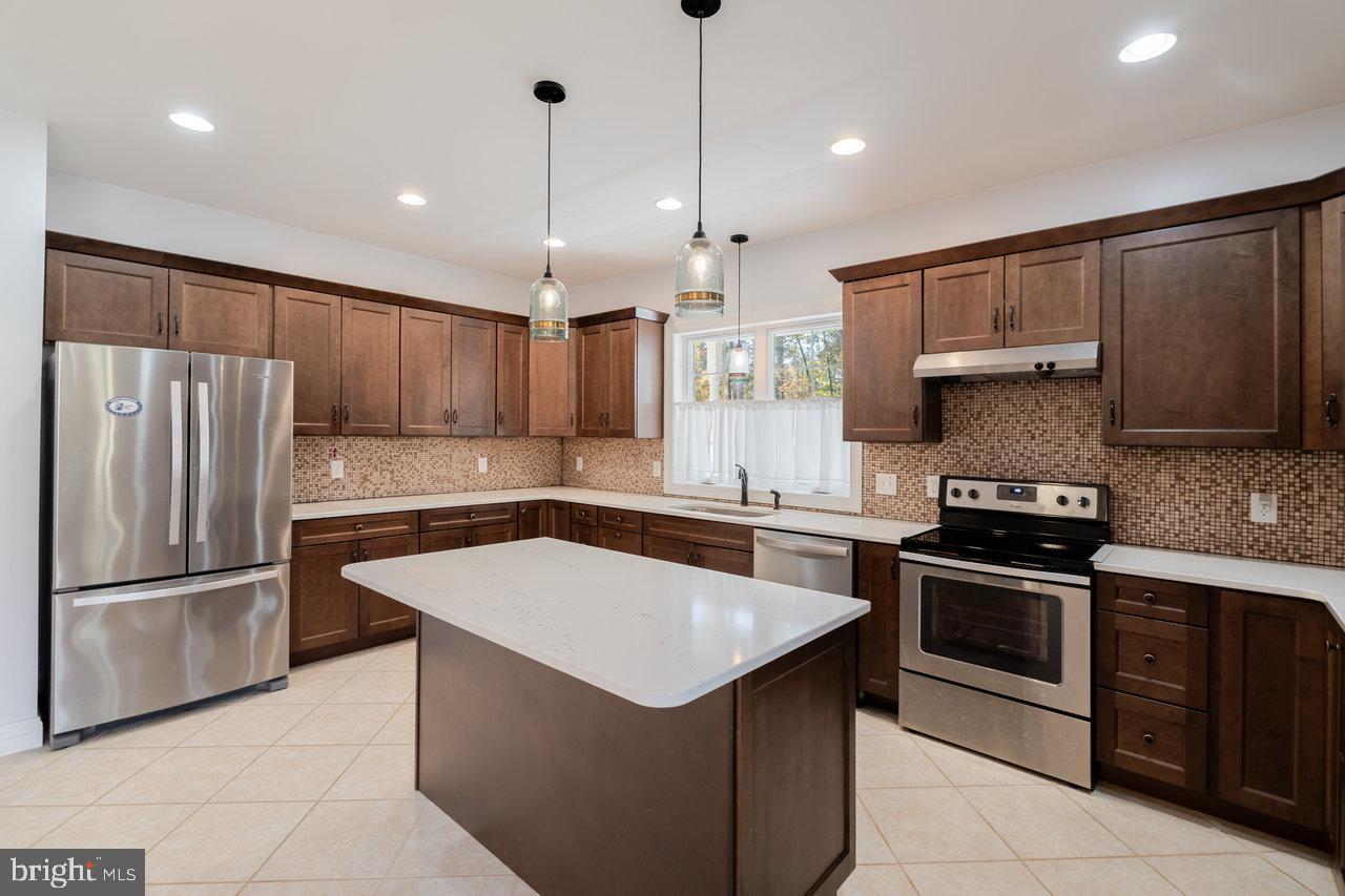 333 WHIPPOORWILL LN, LURAY, Virginia 22835, 2 Bedrooms Bedrooms, 9 Rooms Rooms,2 BathroomsBathrooms,Residential,For sale,333 WHIPPOORWILL LN,VAPA2005350 MLS # VAPA2005350