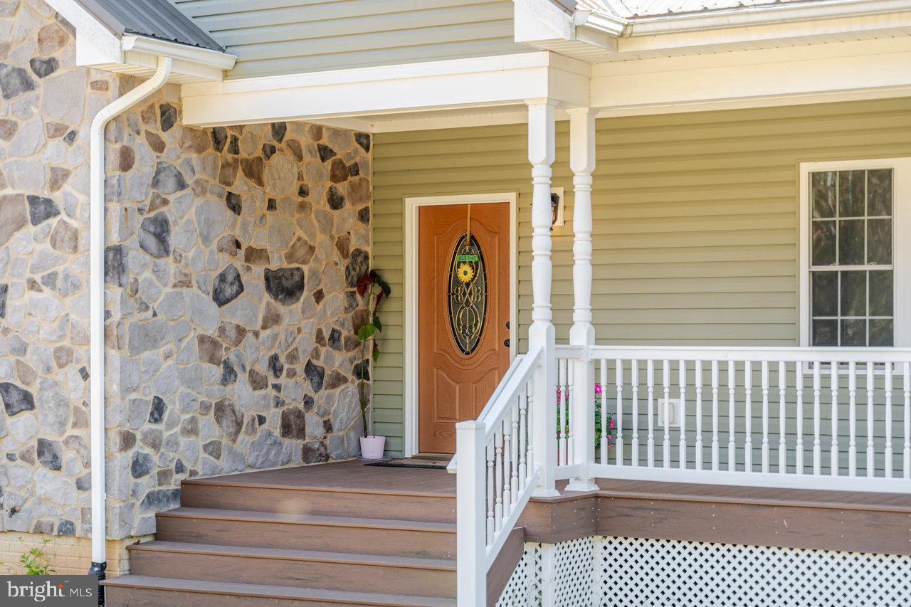 333 WHIPPOORWILL LN, LURAY, Virginia 22835, 2 Bedrooms Bedrooms, 9 Rooms Rooms,2 BathroomsBathrooms,Residential,For sale,333 WHIPPOORWILL LN,VAPA2005350 MLS # VAPA2005350
