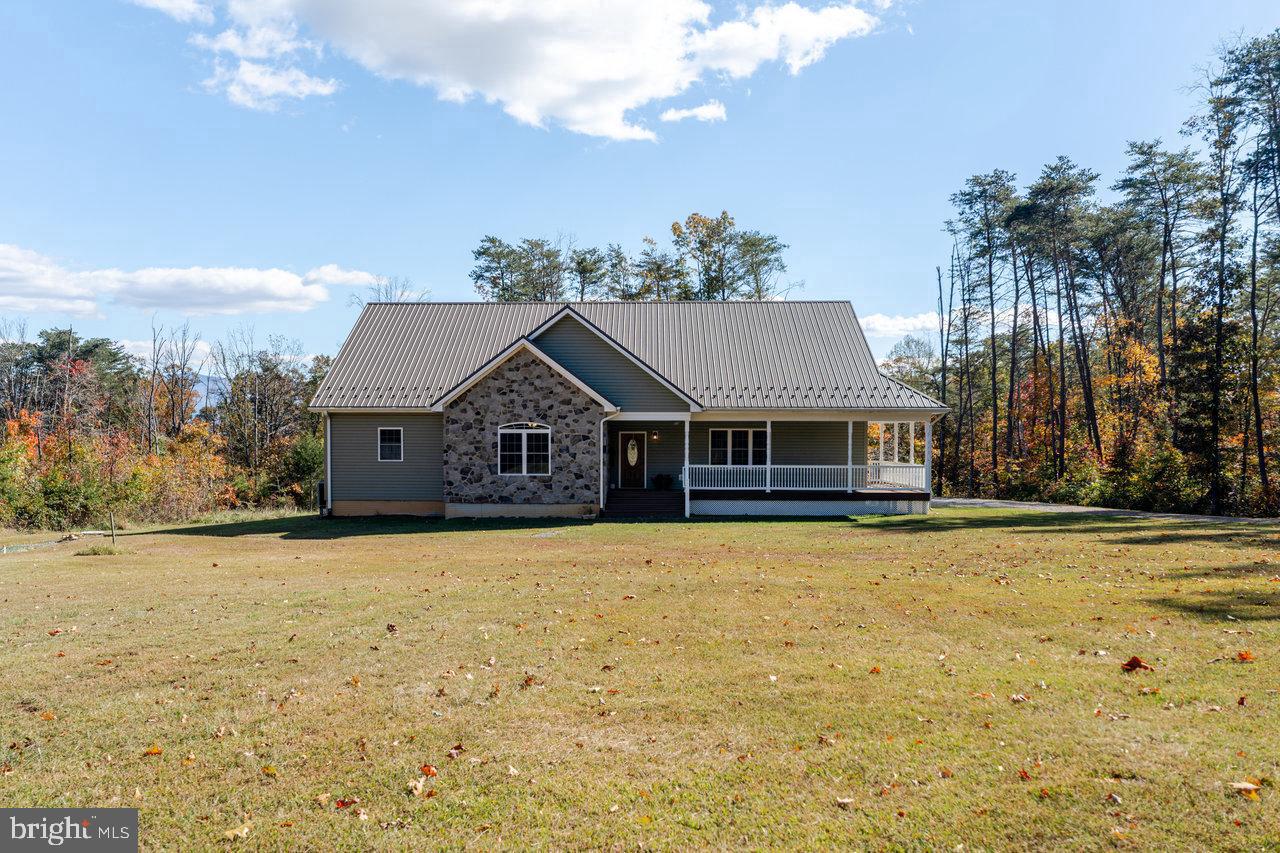 333 WHIPPOORWILL LN, LURAY, Virginia 22835, 2 Bedrooms Bedrooms, 9 Rooms Rooms,2 BathroomsBathrooms,Residential,For sale,333 WHIPPOORWILL LN,VAPA2005350 MLS # VAPA2005350