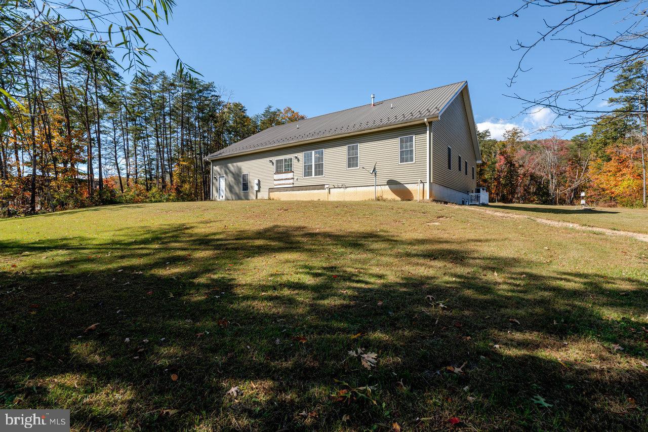 333 WHIPPOORWILL LN, LURAY, Virginia 22835, 2 Bedrooms Bedrooms, 9 Rooms Rooms,2 BathroomsBathrooms,Residential,For sale,333 WHIPPOORWILL LN,VAPA2005350 MLS # VAPA2005350