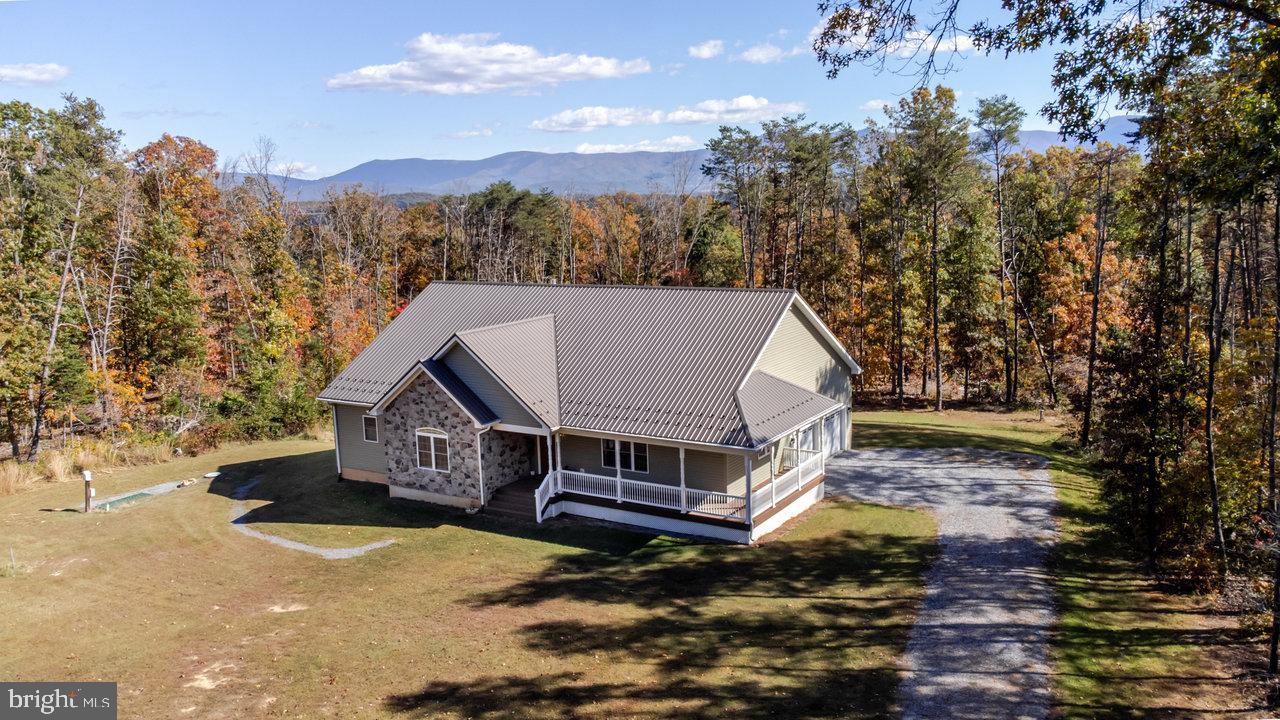 333 WHIPPOORWILL LN, LURAY, Virginia 22835, 2 Bedrooms Bedrooms, 9 Rooms Rooms,2 BathroomsBathrooms,Residential,For sale,333 WHIPPOORWILL LN,VAPA2005350 MLS # VAPA2005350