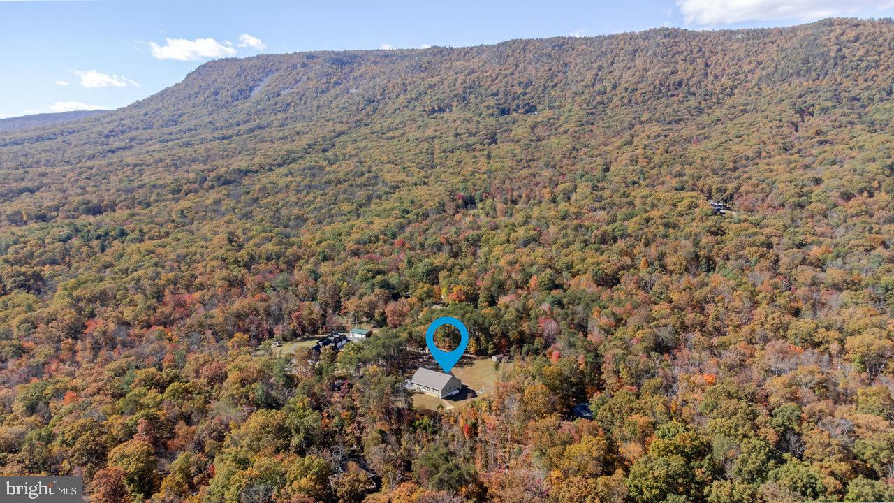 333 WHIPPOORWILL LN, LURAY, Virginia 22835, 2 Bedrooms Bedrooms, 9 Rooms Rooms,2 BathroomsBathrooms,Residential,For sale,333 WHIPPOORWILL LN,VAPA2005350 MLS # VAPA2005350
