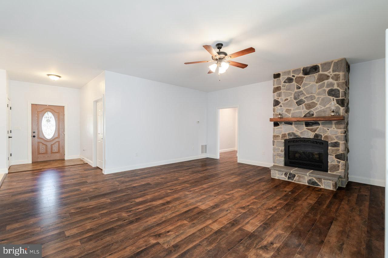 333 WHIPPOORWILL LN, LURAY, Virginia 22835, 2 Bedrooms Bedrooms, 9 Rooms Rooms,2 BathroomsBathrooms,Residential,For sale,333 WHIPPOORWILL LN,VAPA2005350 MLS # VAPA2005350