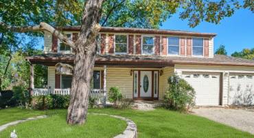 13032 MONTEREY ESTATES DR, HERNDON, Virginia 20171, 4 Bedrooms Bedrooms, 12 Rooms Rooms,2 BathroomsBathrooms,Residential,For sale,13032 MONTEREY ESTATES DR,VAFX2269792 MLS # VAFX2269792