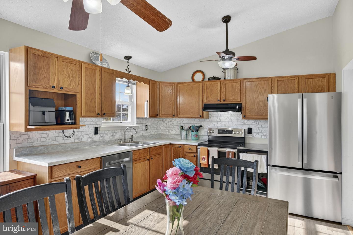 2425 THIRD ST, MIDDLETOWN, Virginia 22645, 4 Bedrooms Bedrooms, ,2 BathroomsBathrooms,Residential,For sale,2425 THIRD ST,VAFV2037320 MLS # VAFV2037320