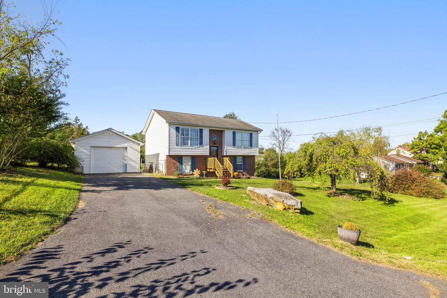 2425 THIRD ST, MIDDLETOWN, Virginia 22645, 4 Bedrooms Bedrooms, ,2 BathroomsBathrooms,Residential,For sale,2425 THIRD ST,VAFV2037320 MLS # VAFV2037320