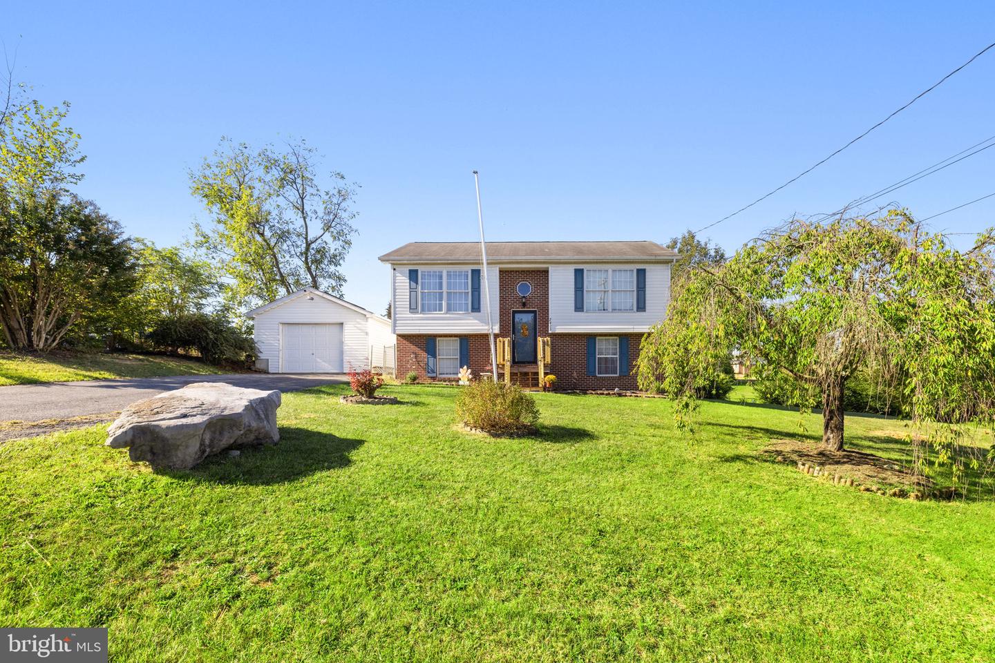 2425 THIRD ST, MIDDLETOWN, Virginia 22645, 4 Bedrooms Bedrooms, ,2 BathroomsBathrooms,Residential,For sale,2425 THIRD ST,VAFV2037320 MLS # VAFV2037320