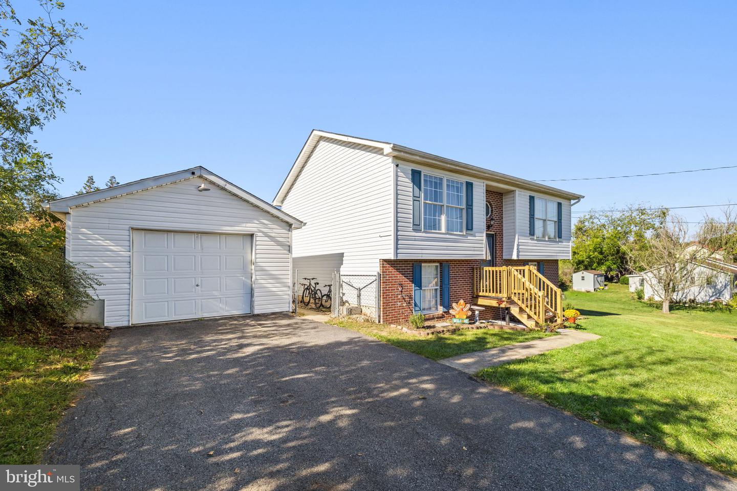 2425 THIRD ST, MIDDLETOWN, Virginia 22645, 4 Bedrooms Bedrooms, ,2 BathroomsBathrooms,Residential,For sale,2425 THIRD ST,VAFV2037320 MLS # VAFV2037320