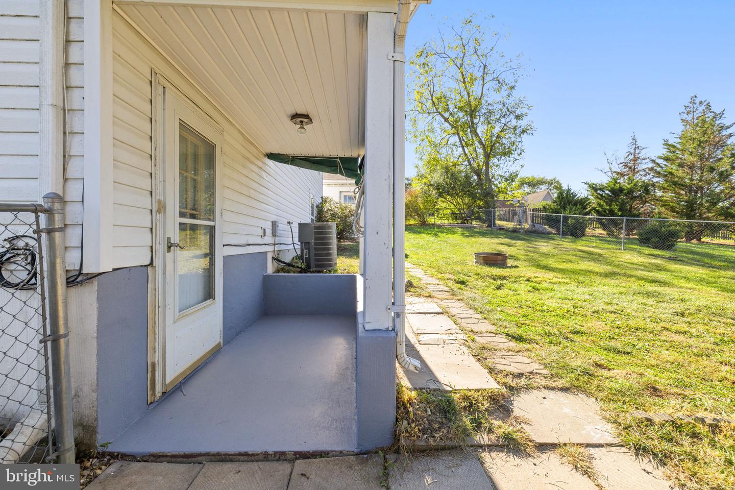 2425 THIRD ST, MIDDLETOWN, Virginia 22645, 4 Bedrooms Bedrooms, ,2 BathroomsBathrooms,Residential,For sale,2425 THIRD ST,VAFV2037320 MLS # VAFV2037320