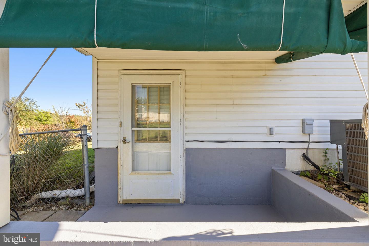 2425 THIRD ST, MIDDLETOWN, Virginia 22645, 4 Bedrooms Bedrooms, ,2 BathroomsBathrooms,Residential,For sale,2425 THIRD ST,VAFV2037320 MLS # VAFV2037320