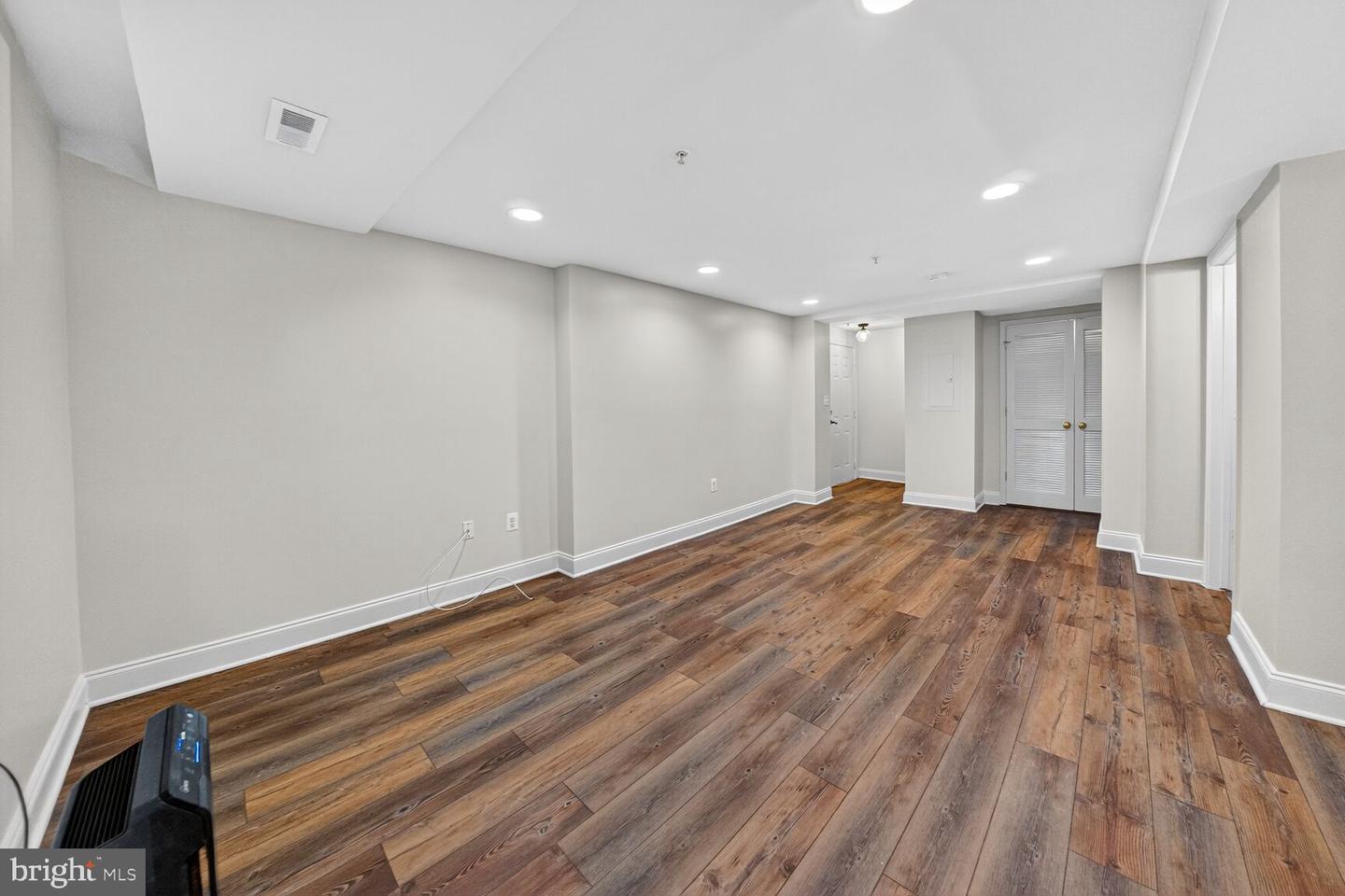 5407 9TH ST NW #8, WASHINGTON, District Of Columbia 20011, 1 Bedroom Bedrooms, ,1 BathroomBathrooms,Residential,For sale,5407 9TH ST NW #8,DCDC2226928 MLS # DCDC2226928